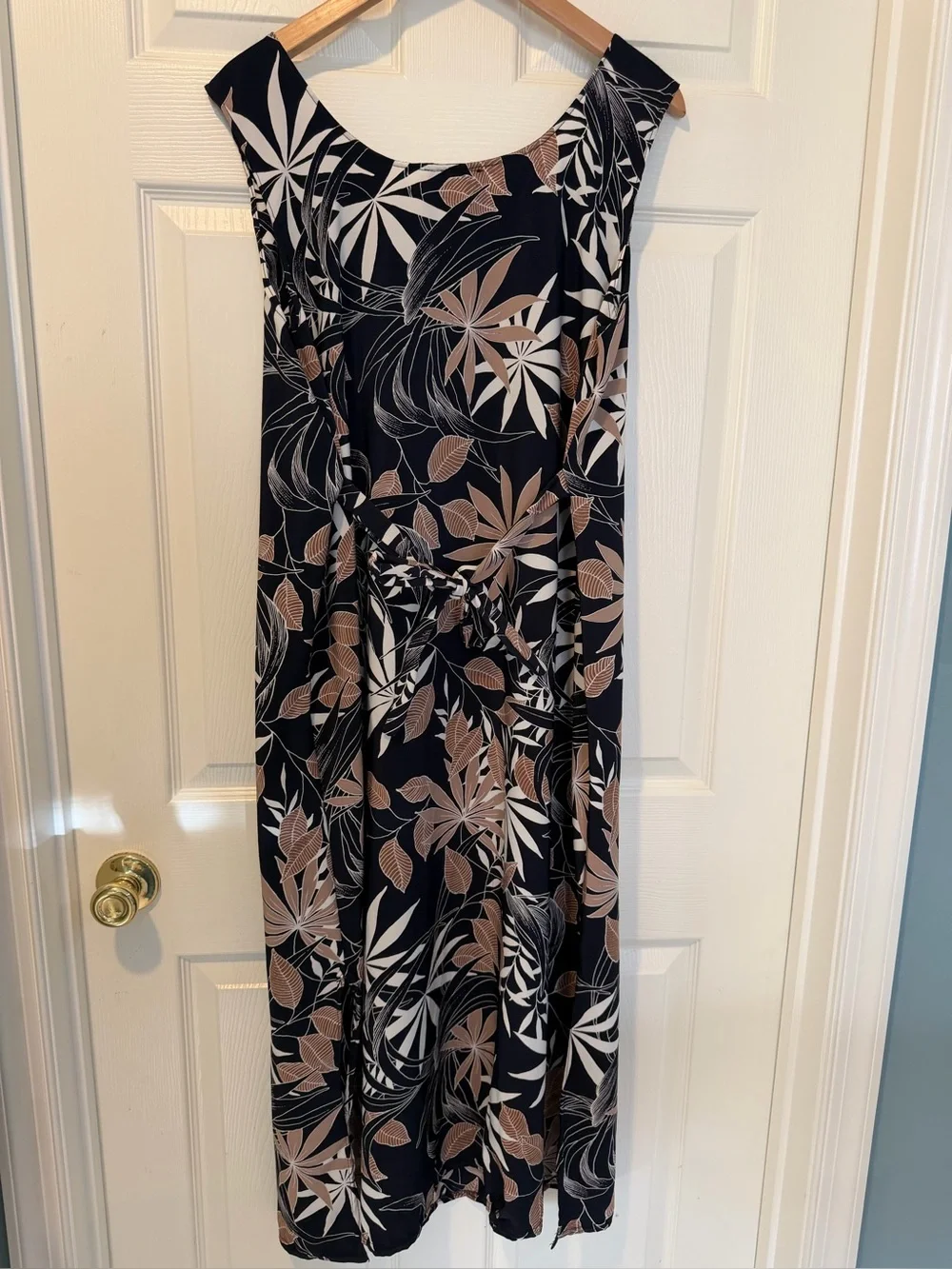 Island Girl Sleeveless Black & Tan Tropical Print Maxi Dress Size 1X
